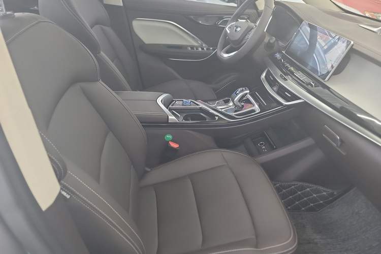 Used Geely Auto Jiajie New Energy 2021 ePro 1.5TD PHEV Deluxe Model Right Front Seat