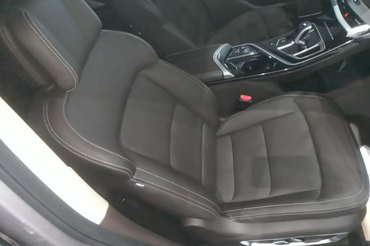 Used Geely Auto Jiajie New Energy 2021 ePro 1.5TD PHEV Deluxe Model Right Front Seat