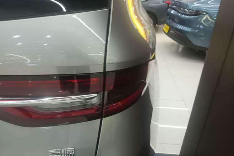 Used Geely Auto Jiajie New Energy 2021 ePro 1.5TD PHEV Luxurious Edition Right Rear Taillight