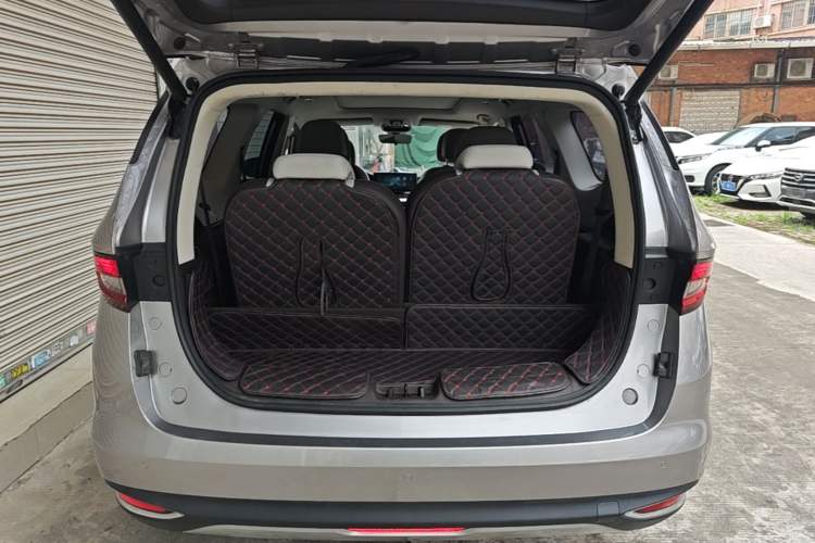 Used Geely Auto Jiajie New Energy 2021 ePro 1.5TD PHEV Luxury Model Trunk