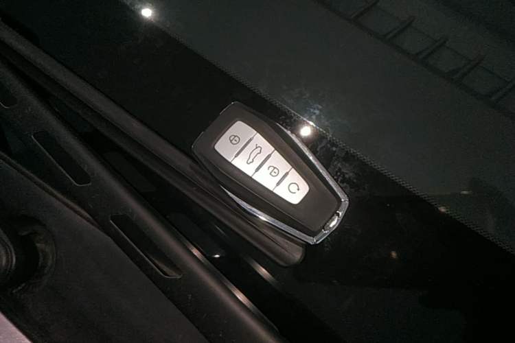Used Geely Auto Jiajie New Energy 2021 ePro 1.5TD PHEV Deluxe Model Vehicle Key