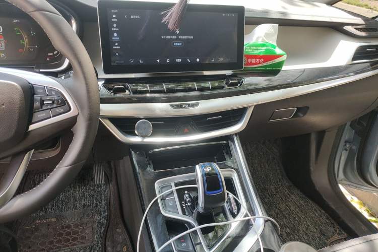 Used Geely Auto Jiajie New Energy 2021 ePro 1.5TD PHEV Deluxe Model Audio And AC Panel