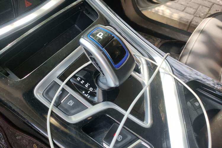 Used Geely Auto Jiajie New Energy 2021 ePro 1.5TD PHEV Deluxe Model Gear Lever