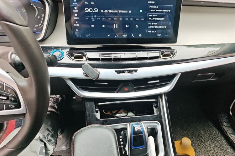 Used Geely Auto Jiajie New Energy 2021 ePro 1.5TD PHEV Luxury Model Audio And AC Panel