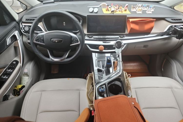 Used Geely Auto Jiajie New Energy 2021 ePro 1.5TD PHEV Luxurious Edition Center Console