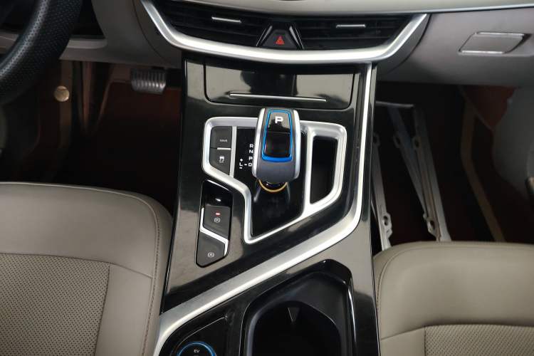 Used Geely Auto Jiajie New Energy 2021 ePro 1.5TD PHEV Comfort Edition Gear Lever