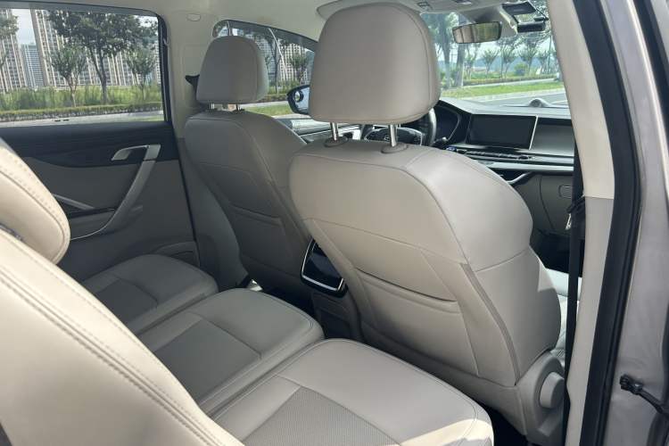 Used Geely Auto Jiajie New Energy 2021 ePro 1.5TD PHEV Luxurious Edition Interior 7