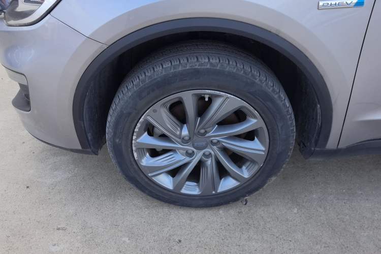 Used Geely Auto Jiajie New Energy 2021 ePro 1.5TD PHEV Comfort Edition Left Front Wheel Hub