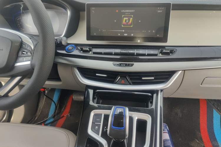Used Geely Auto Jiajie New Energy 2021 ePro 1.5TD PHEV Comfort Edition Audio And AC Panel