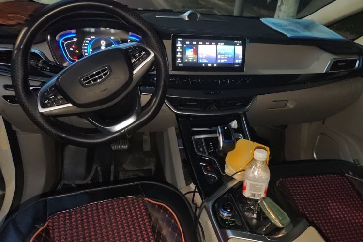 Used Geely Auto Jiajie New Energy 2021 ePro 1.5TD PHEV Comfort Edition Center Console
