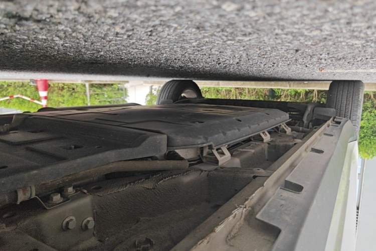 Used Geely Auto Jiajie New Energy 2021 ePro 1.5TD PHEV Deluxe Model Chassis Rear Right