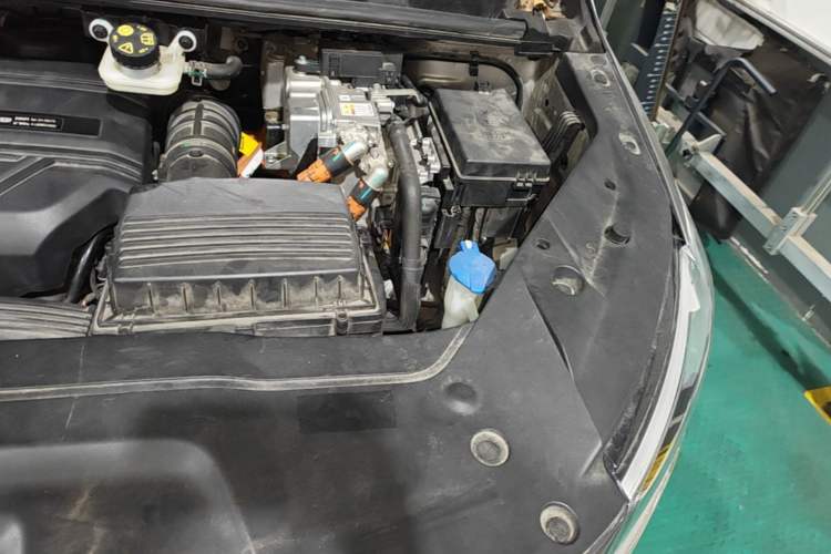 Used Geely Auto Jiajie New Energy 2021 ePro 1.5TD PHEV Comfort Edition Engine Bay Left