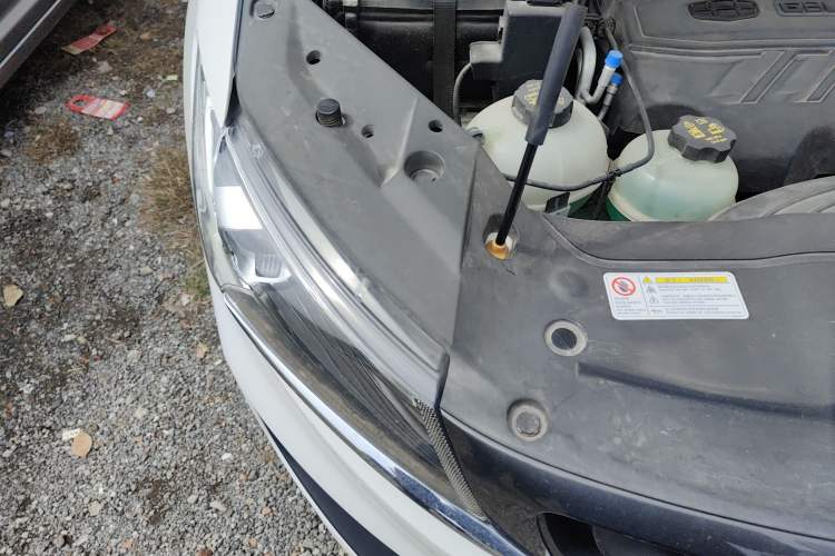 Used Geely Auto Jiajie New Energy 2021 ePro 1.5TD PHEV Luxury Model Engine Bay Right