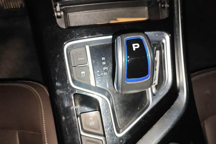 Used Geely Auto Jiajie New Energy 2021 ePro 1.5TD PHEV Luxury Model Gear Lever
