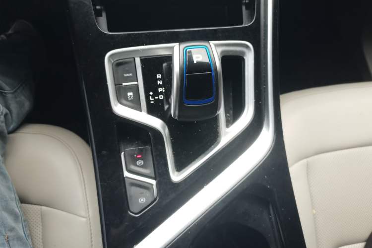 Used Geely Auto Jiajie New Energy 2021 ePro 1.5TD PHEV Comfort Edition Gear Lever