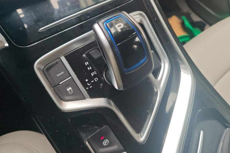 Used Geely Auto Jiajie New Energy 2021 ePro 1.5TD PHEV Comfort Edition Gear Lever