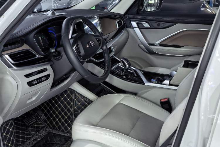 Used Geely Auto Jiajie New Energy 2021 ePro 1.5TD PHEV Luxurious Edition Interior 1