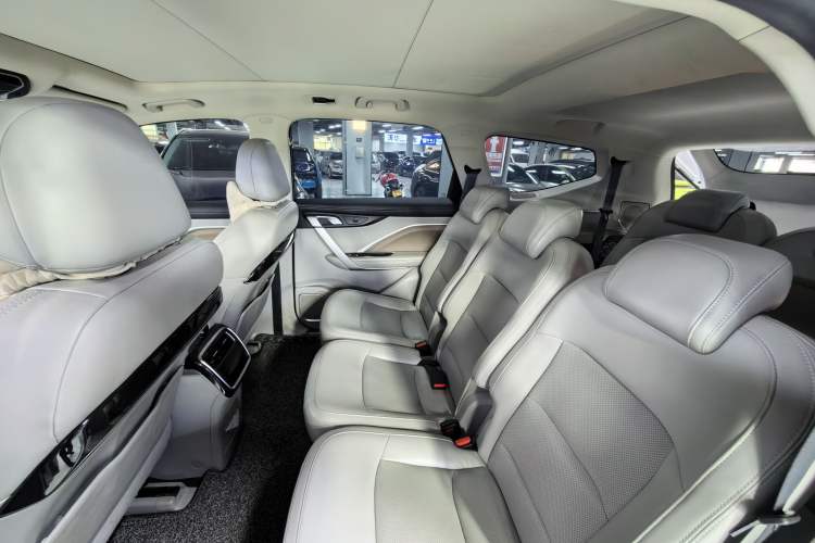 Used Geely Auto Jiajie New Energy 2021 ePro 1.5TD PHEV Luxurious Edition Interior 2