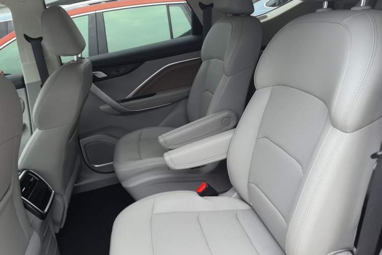 Used Geely Auto Jiajie New Energy 2021 ePro 1.5TD PHEV Comfort Edition Interior 4