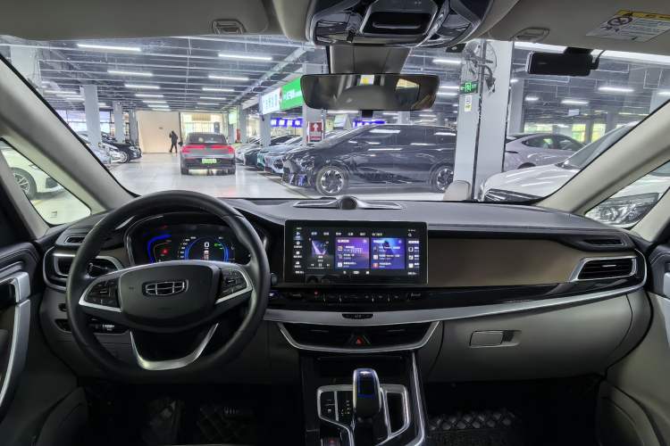 Used Geely Auto Jiajie New Energy 2021 ePro 1.5TD PHEV Luxurious Edition Interior 4