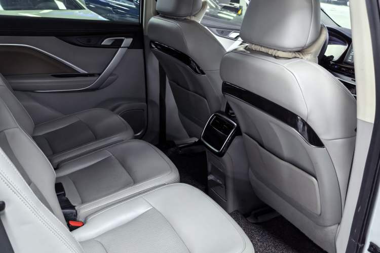 Used Geely Auto Jiajie New Energy 2021 ePro 1.5TD PHEV Luxurious Edition Interior 6