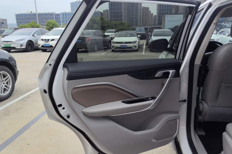 Used Geely Auto Jiajie New Energy 2021 ePro 1.5TD PHEV Comfort Edition Interior 8
