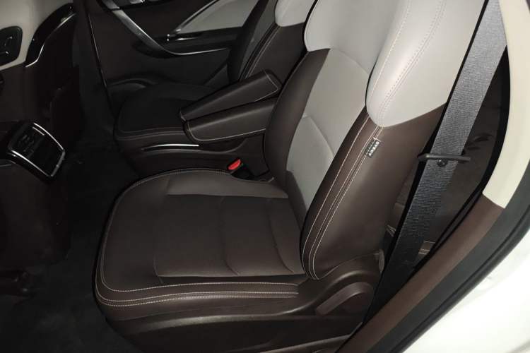 Used Geely Auto Jiajie New Energy 2021 ePro 1.5TD PHEV Luxury Model Left Rear Seat