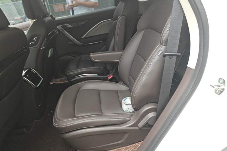 Used Geely Auto Jiajie New Energy 2021 ePro 1.5TD PHEV Deluxe Model Left Rear Seat