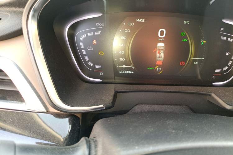 Used Geely Auto Jiajie New Energy 2021 ePro 1.5TD PHEV Luxurious Edition Odometer Close Up