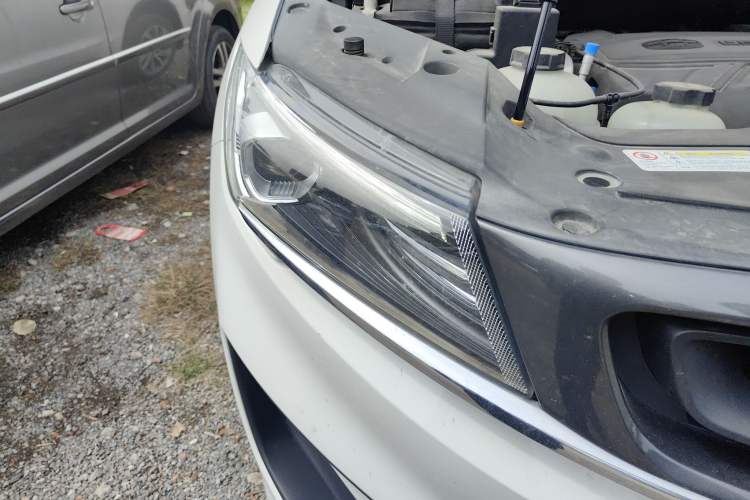 Used Geely Auto Jiajie New Energy 2021 ePro 1.5TD PHEV Luxury Model Right Front Headlight