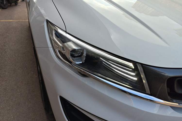 Used Geely Auto Jiajie New Energy 2021 ePro 1.5TD PHEV Deluxe Model Right Front Headlight