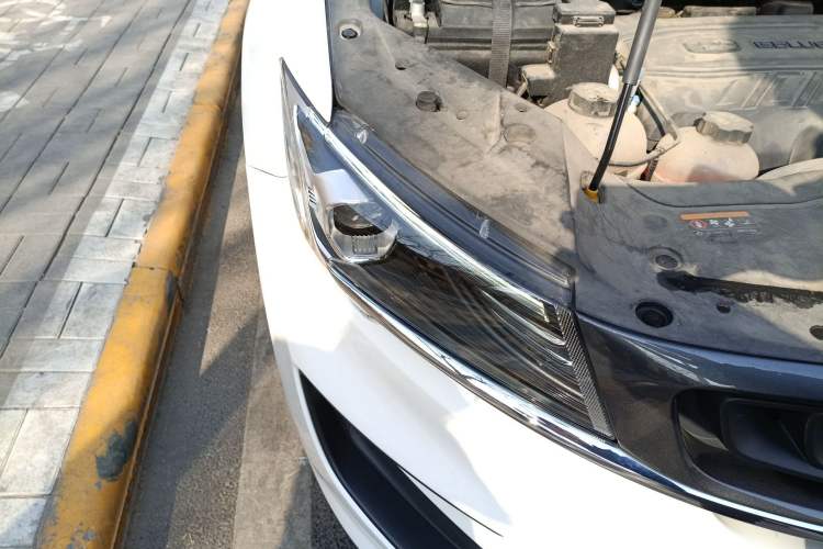 Used Geely Auto Jiajie New Energy 2021 ePro 1.5TD PHEV Luxurious Edition Right Front Headlight