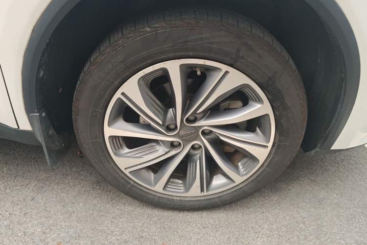 Used Geely Auto Jiajie New Energy 2021 ePro 1.5TD PHEV Comfort Edition Right Front Wheel Hub