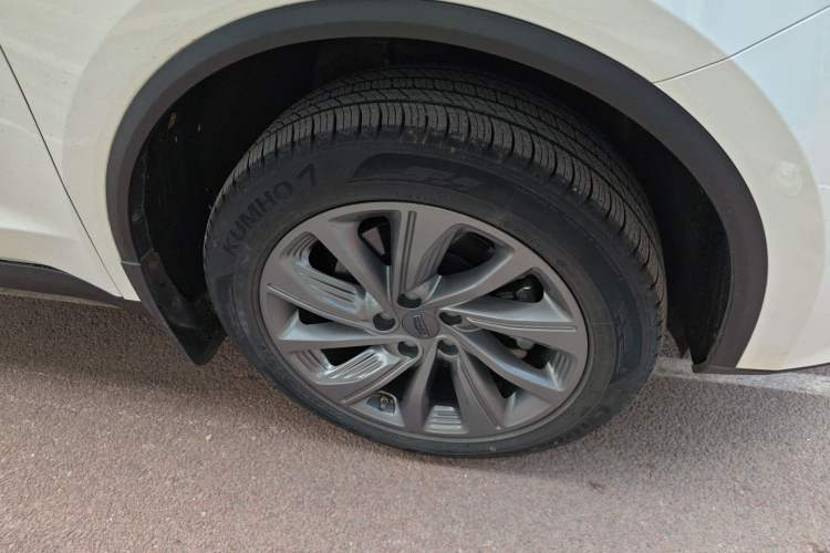 Used Geely Auto Jiajie New Energy 2021 ePro 1.5TD PHEV Deluxe Model Right Front Wheel Hub