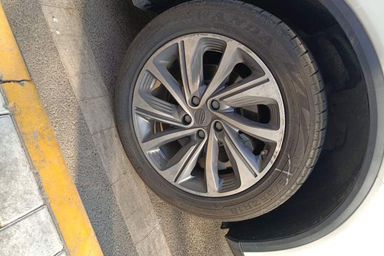 Used Geely Auto Jiajie New Energy 2021 ePro 1.5TD PHEV Luxurious Edition Right Front Wheel Hub