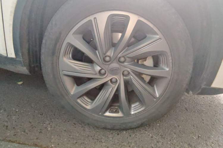 Used Geely Auto Jiajie New Energy 2021 ePro 1.5TD PHEV Comfort Edition Right Front Wheel Hub