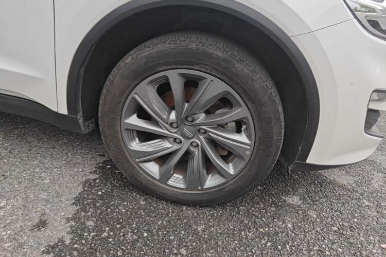 Used Geely Auto Jiajie New Energy 2021 ePro 1.5TD PHEV Deluxe Model Right Front Wheel Hub