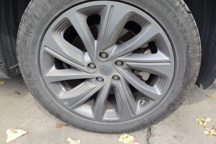 Used Geely Auto Jiajie New Energy 2021 ePro 1.5TD PHEV Comfort Edition Right Front Wheel Hub