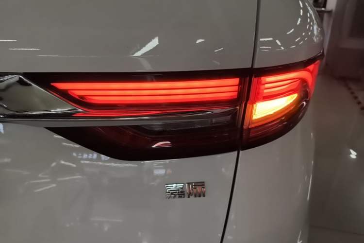 Used Geely Auto Jiajie New Energy 2021 ePro 1.5TD PHEV Luxury Model Right Rear Taillight