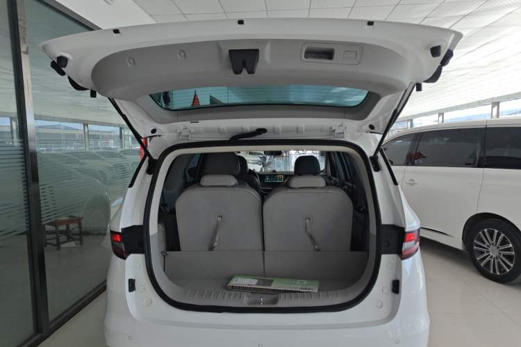 Used Geely Auto Jiajie New Energy 2021 ePro 1.5TD PHEV Comfort Edition Trunk