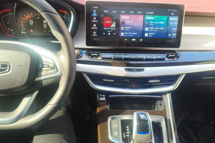 Used Geely Auto Jiajie New Energy 2022 1.5TD PHEV Platinum Comfort Edition Audio And AC Panel