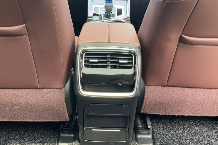 Used Geely Auto Jiajie New Energy 2022 1.5TD PHEV Platinum Deluxe Edition Interior 2