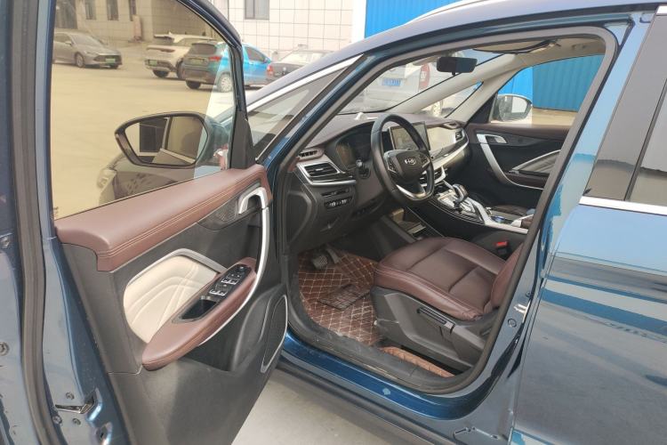 Used Geely Auto Jiajie New Energy 2022 1.5TD PHEV Platinum Comfort Edition Interior 3