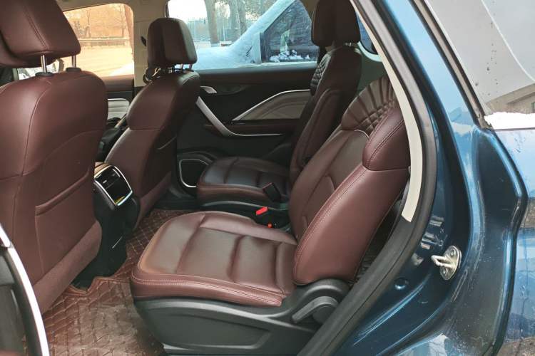 Used Geely Auto Jiajie New Energy 2022 1.5TD PHEV Platinum Comfort Edition Interior 4