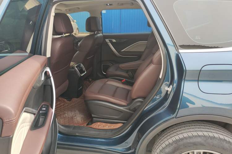 Used Geely Auto Jiajie New Energy 2022 1.5TD PHEV Platinum Comfort Edition Interior 4