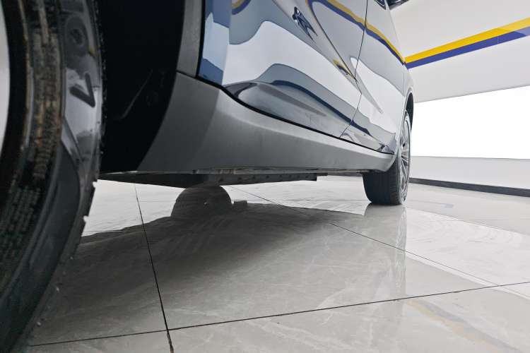 Used Geely Auto Jiajie New Energy 2022 1.5TD PHEV Platinum Comfort Edition Right Side Sill