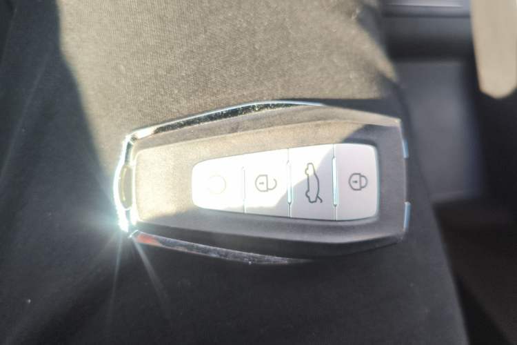 Used Geely Auto Jiajie New Energy 2022 1.5TD PHEV Platinum Comfort Edition Vehicle Key