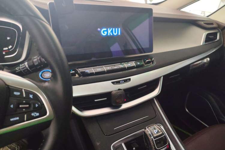 Used Geely Auto Jiajie New Energy 2022 1.5TD PHEV Platinum Comfort Edition Audio And AC Panel