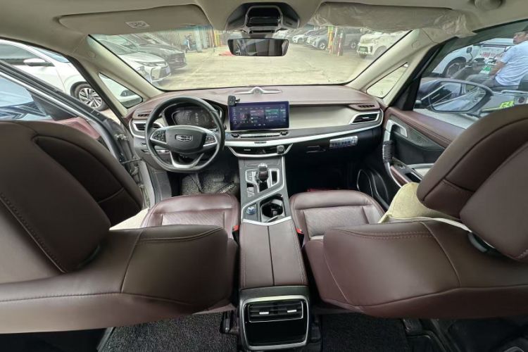 Used Geely Auto Jiajie New Energy 2022 1.5TD PHEV Platinum Comfort Edition Interior 4