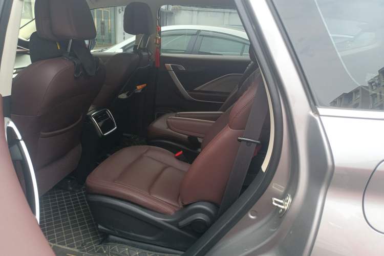 Used Geely Auto Jiajie New Energy 2022 1.5TD PHEV Platinum Comfort Edition Left Rear Seat